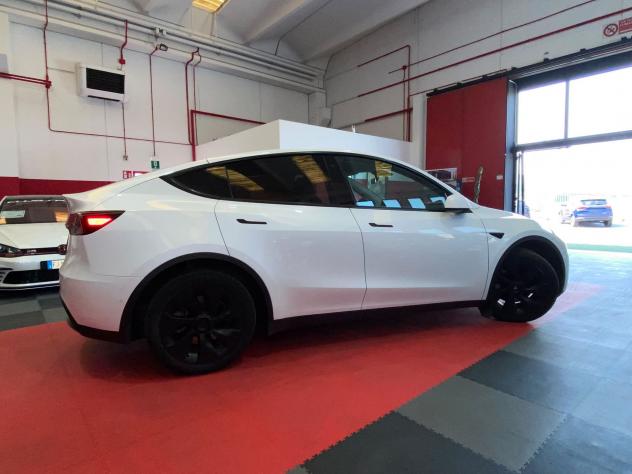 Tesla Model Y 75 kWh Dual Motor Long Range 4WD aut. - Foto 3