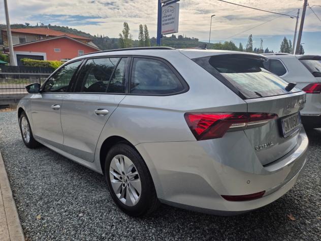 Skoda Octavia 2.0 TDI EVO SCR Wagon Ambition - Foto 8