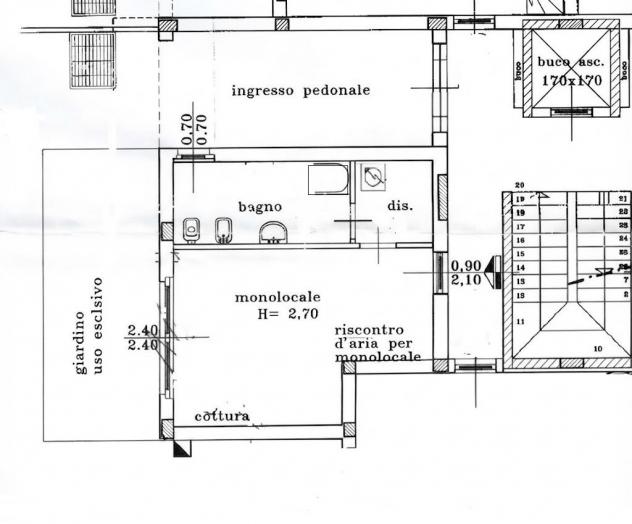 Lesmo ampio monolocale arredato con giardino ideale come investimento - Foto 11