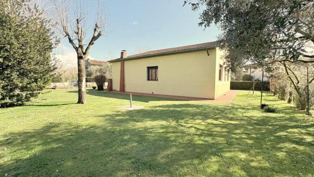 Villa in vendita a Sorbano Del Vescovo - Lucca 150 mq Rif: 1399860