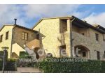 Appartamento di 100 m² con 3 locali e box auto in vendita a Cetona