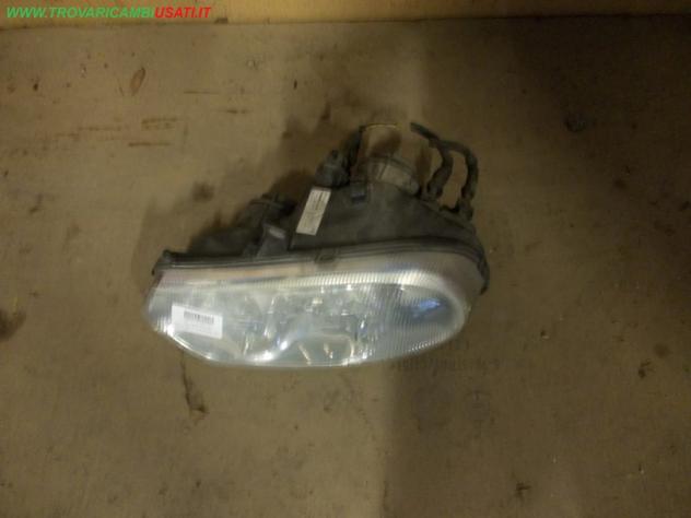 PROIETTORE S. ALFA ROMEO 156 (932-T7/T8)  Parti elettriche  Fanaleria  Proiettori  Proiettore ant. ALFA ROMEO - 156 - 01-04-2000 - 01-03-2002, ALFA RO