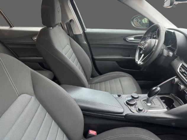 ALFA ROMEO Giulia 2.2 Turbodiesel 160 CV AT8 Business rif. 23923587 - Foto 3
