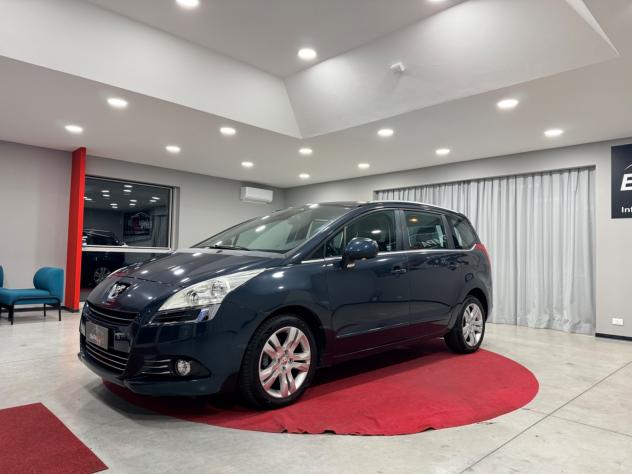 Peugeot 5008 1.6 HDi 115CV Active - Foto 3