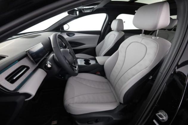 BYD Seal 6 DM-i DM-i 1.5 212 CV PHEV Comfort rif. 24129763 - Foto 2