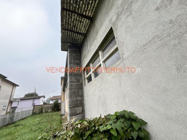 MAGAZZINO CON NEGOZIO-UFFICIO ED AREA DI PERTINENZA - Foto 6