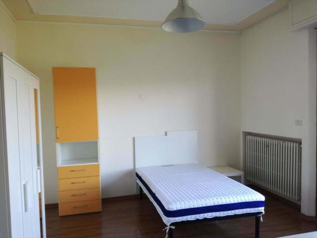 Stanza in appartamento in affitto a Siena