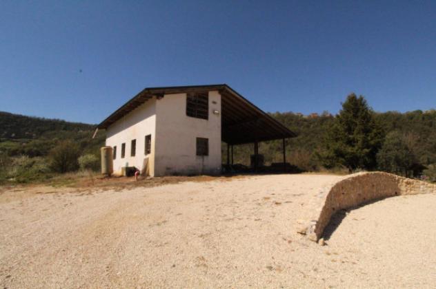 Rustico / Casale di 147 m² con 4 locali e box auto doppio in vendita a Altavilla Vicentina - Foto 2