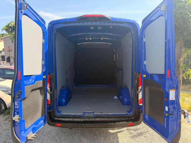 FORD Transit 310 2.0 tdci 130cv trend L2H2 E6.2 IVA COMPRESA - Foto 6