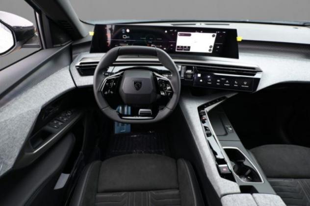 PEUGEOT 3008 Hybrid 145 e-DCS6 GT rif. 23759172 - Foto 6