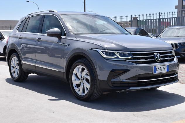 Volkswagen Tiguan 2.0 TDI 150 CV SCR DSG Elegance *LUCI AMBIENTE, TELECAMERA* - Foto 3