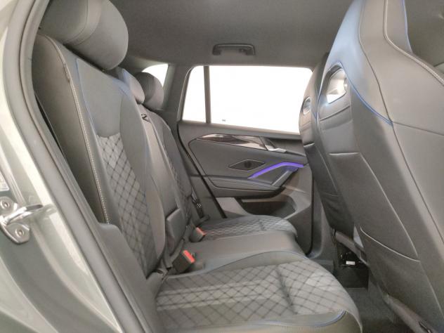 Volkswagen Tiguan Nuova R-Line 1.5 eTSI ACT 110 kW (150 CV) DSG - Foto 9