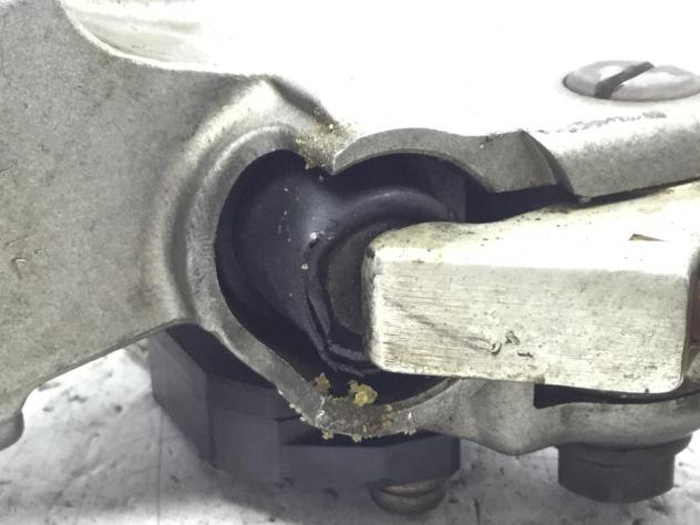 HONDA CN SPAZIO 250 POMPA FRENO ANTERIORE NON ORIGINALE CON GOMMA ROTTA ** 1998 - Foto 6