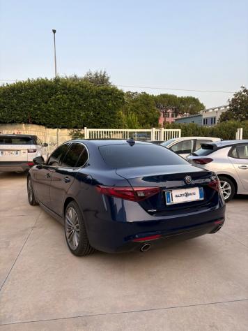 Alfa Romeo Giulia 2.2 Turbodiesel 190 CV AT8 Executive - Foto 4