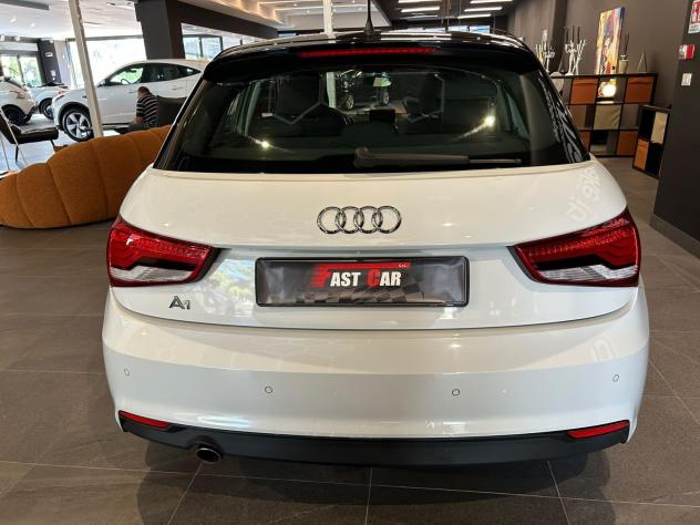 Audi A1 1.4 TDI 90cv S tronic Admired - Foto 6