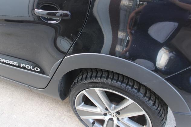 Volkswagen Polo CROSS 1.6 TDI 90CV DPF 5 porte Highline - Foto 6