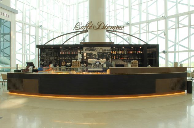 Personale di bar - Caffè Diemme centro comm.le Nave de Vero