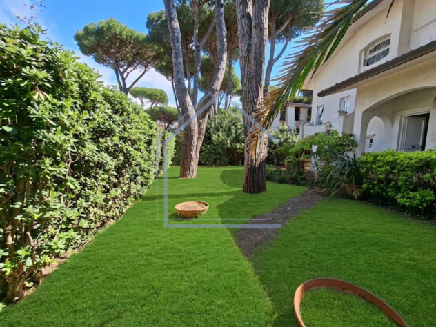 Villetta bifamiliare in vendita a Lido di Camaiore - Camaiore 220 mq Rif: 1406495 - Foto 3