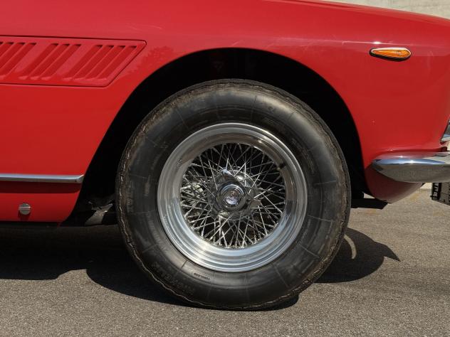 Ferrari 330 GT 2+2 restauro da concorso - Foto 7