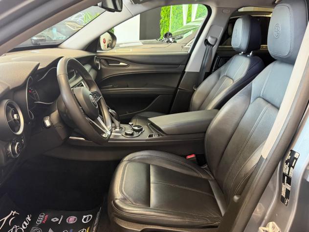 ALFA ROMEO STELVIO 2.2 210CV Q4 PELLE NAVI CAM ANNO 2018 - Foto 8