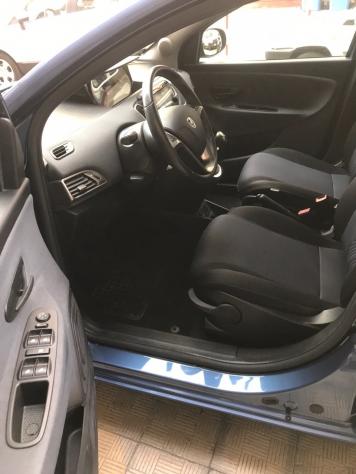 Lancia Ypsilon 1.0 FireFly 5 porte S&S Hybrid Ecochic Gold - Foto 10