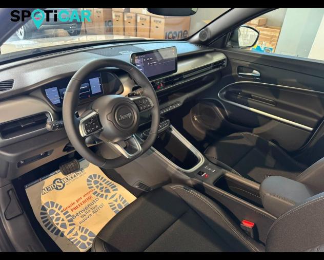 Jeep Avenger 1.2 turbo e-hybrid mhev Summit fwd 110cv edct6 - Foto 6