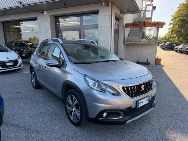 Peugeot 2008 1.2 Turbo Benzina Automatica Neopatentati - Foto 3