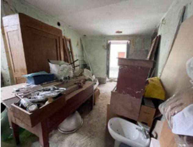 Immobile in asta di 172 m² in vendita a Cocquio-Trevisago - Foto 2