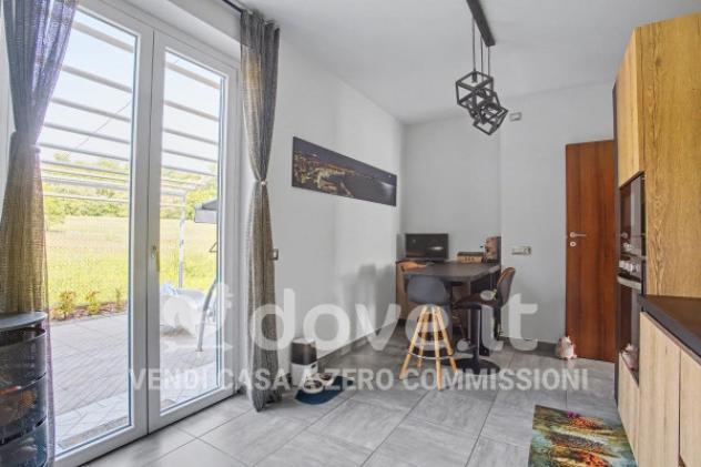 Villa di 170 m² con 4 locali e box auto in vendita a Leggiuno - Foto 12