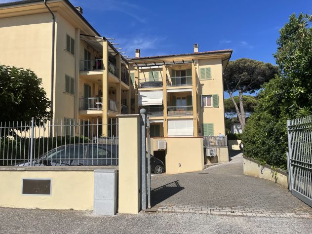 Affitto a settimane appartamento con piscina a Tirrenia - Foto 9