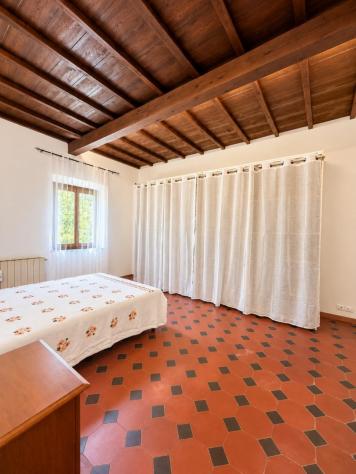 APPARTAMENTO INDIPENDENTE di 5 vani e di 130 mq (SIGNA) rif. L1393 - Foto 17