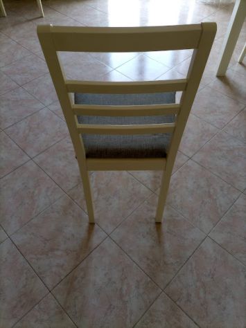 6 SEDIE IN LEGNO BIANCHE - Foto 3
