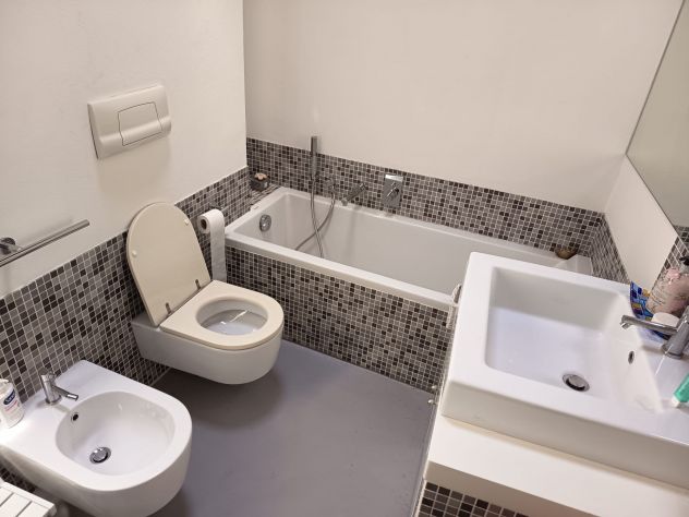 Ampia camera doppia per studenti – Centro storico di Brescia - Foto 3
