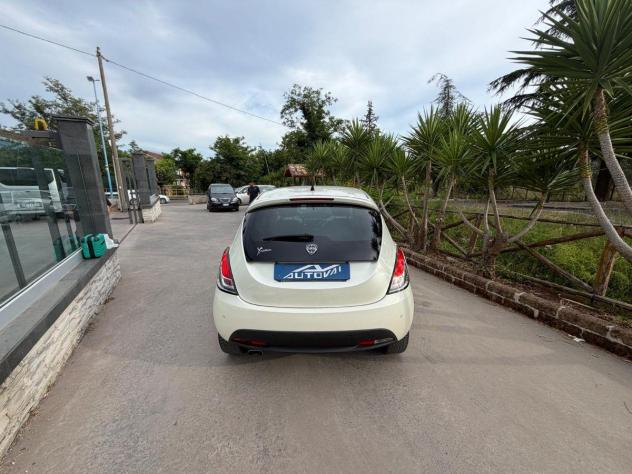LANCIA - Ypsilon - 0.9 T.Air 85 CV 5 porte S&S DFN Platinum - Foto 5