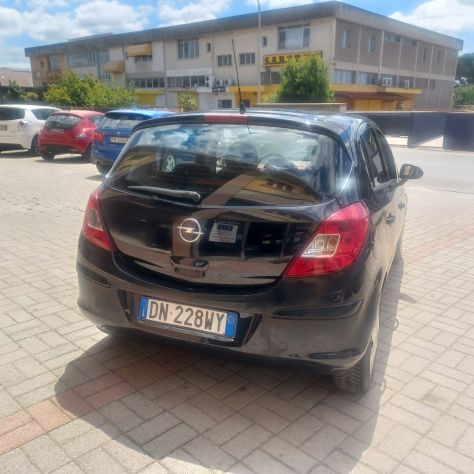 111.978KM CORSA 1.2 NEOPATENTATI BUONO STATO - Foto 4