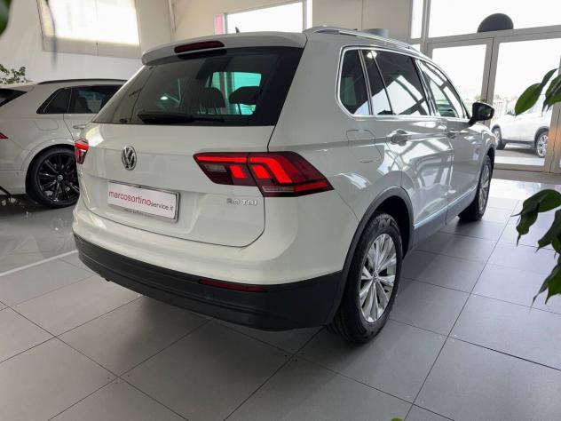 Tiguan 2.0 TDI SCR DSG Business BlueMotion Technology - Foto 4