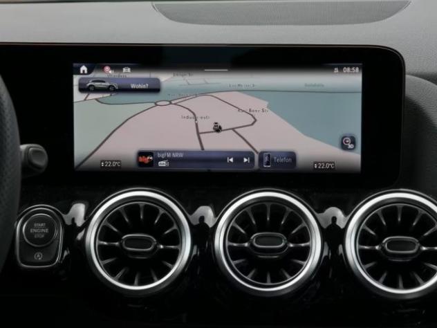 MERCEDES-BENZ GLA 180 Premium Amg rif. 24084339 - Foto 10