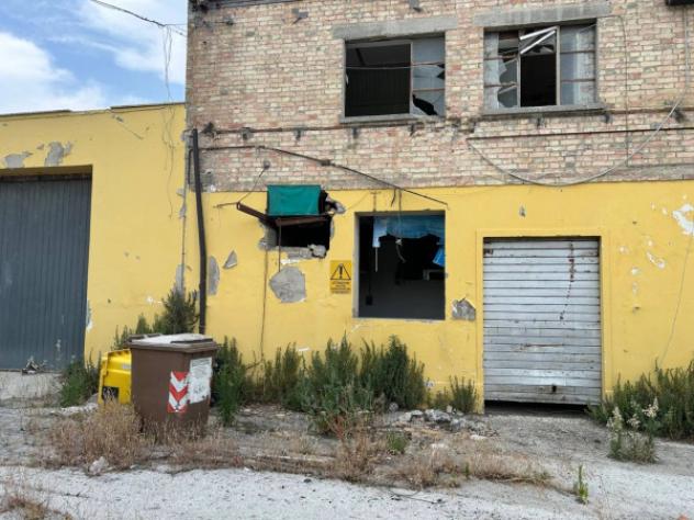 Immobile in asta di 1050 m² in vendita a Nereto - Foto 2