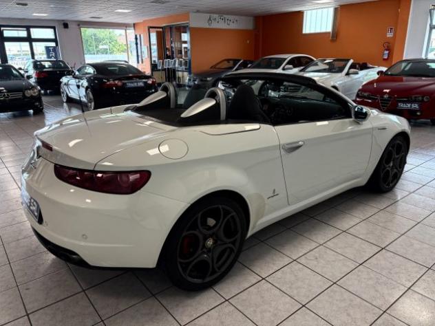 ALFA ROMEO Spider 1750 TBi - Foto 5