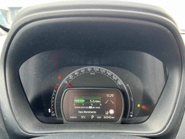 Toyota Aygo X 1.0 Limited 72cv s-cvt - Foto 9