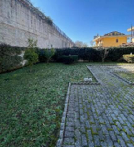 Immobile in asta di 137 m², box auto in vendita a Montoro - Foto 2