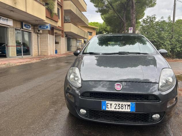 FIAT - Punto - 1.3 MJT II 75 CV 5p. Young - Foto 2