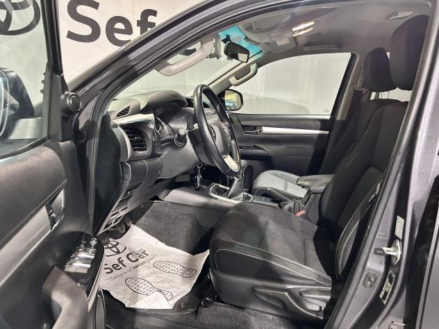 ToyotaOfficial Hilux Hilux Double Cab 2.4 D-4D 4X4 150 CV Lounge + IVA DA AGGIUNGERE - Foto 10
