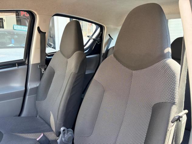 TOYOTA AYGO 1.0 68CV CAMBIO AUTOMATICO 2010 - Foto 6