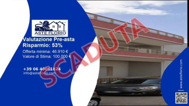 Immobile in asta di 230 m², box auto in vendita a Galatina