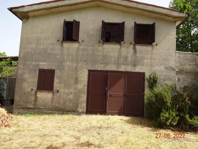 Terreno agricolo in Vendita in zona LECCIO con giardino - Foto 3