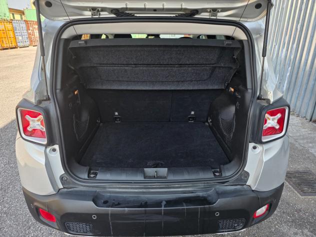 Jeep Renegade 2.0 Mjt 140CV 4WD Active Drive Limited - Foto 8