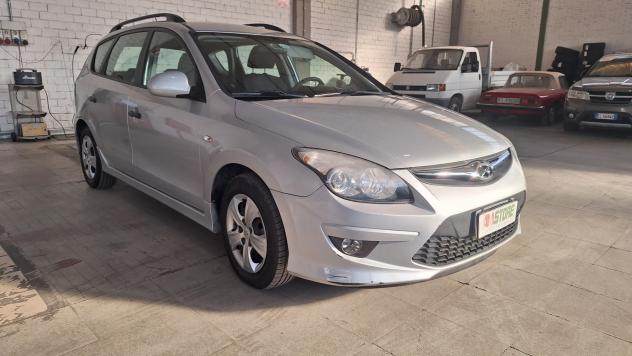 Hyundai i30 CW 1.6 CRDi VGT 16V 90CV - Foto 3