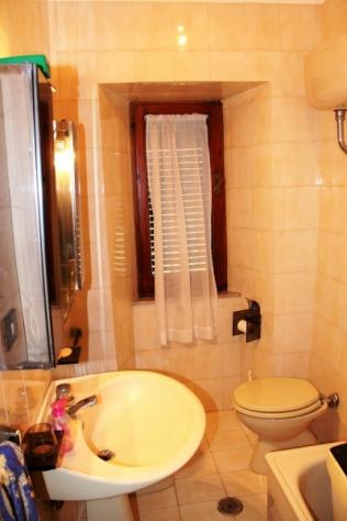 Baschi - casale con 6000 mq di terreno in vendita in posizione dominante e panoramica - Foto 5