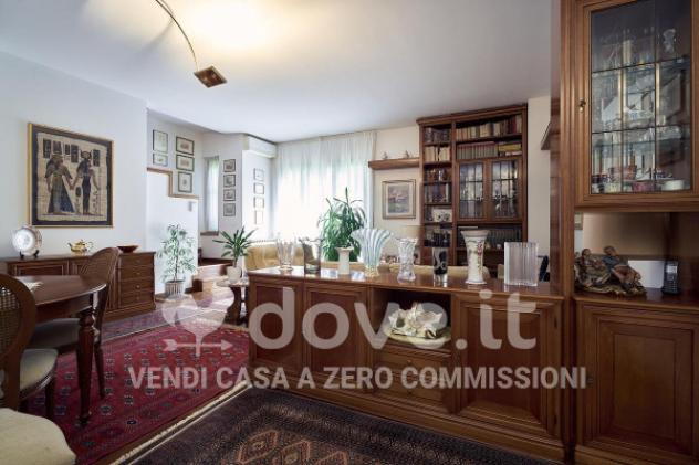 Villa di 187 m² con 5 locali e box auto in vendita a Biassono - Foto 4